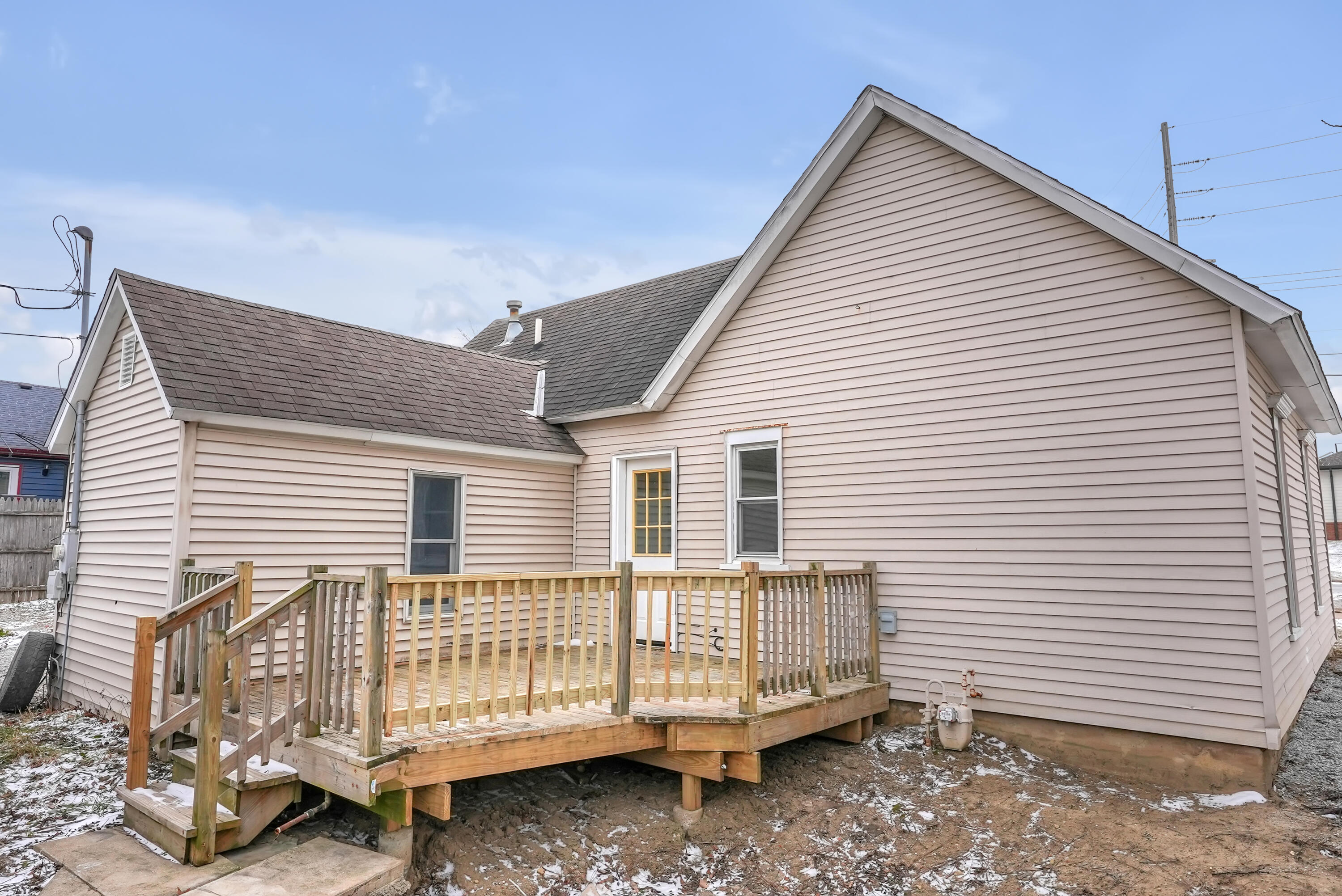 105 East Bates Street Hebron, IN 46341 - Photo 20 of 20 3000x2004