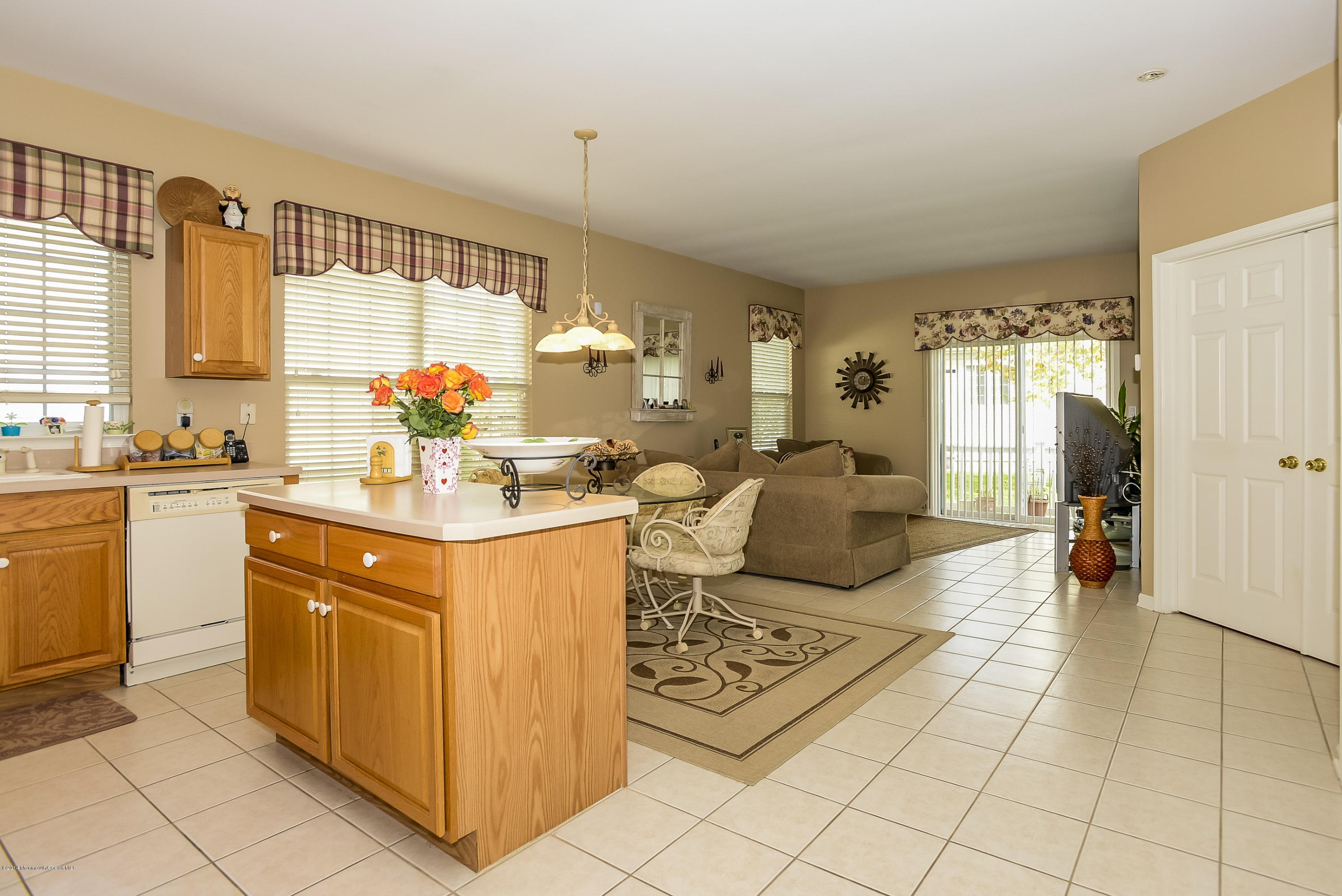 80 Wordsworth Road Brick, NJ 08724 - Photo 15 of 49 015_Kitchen