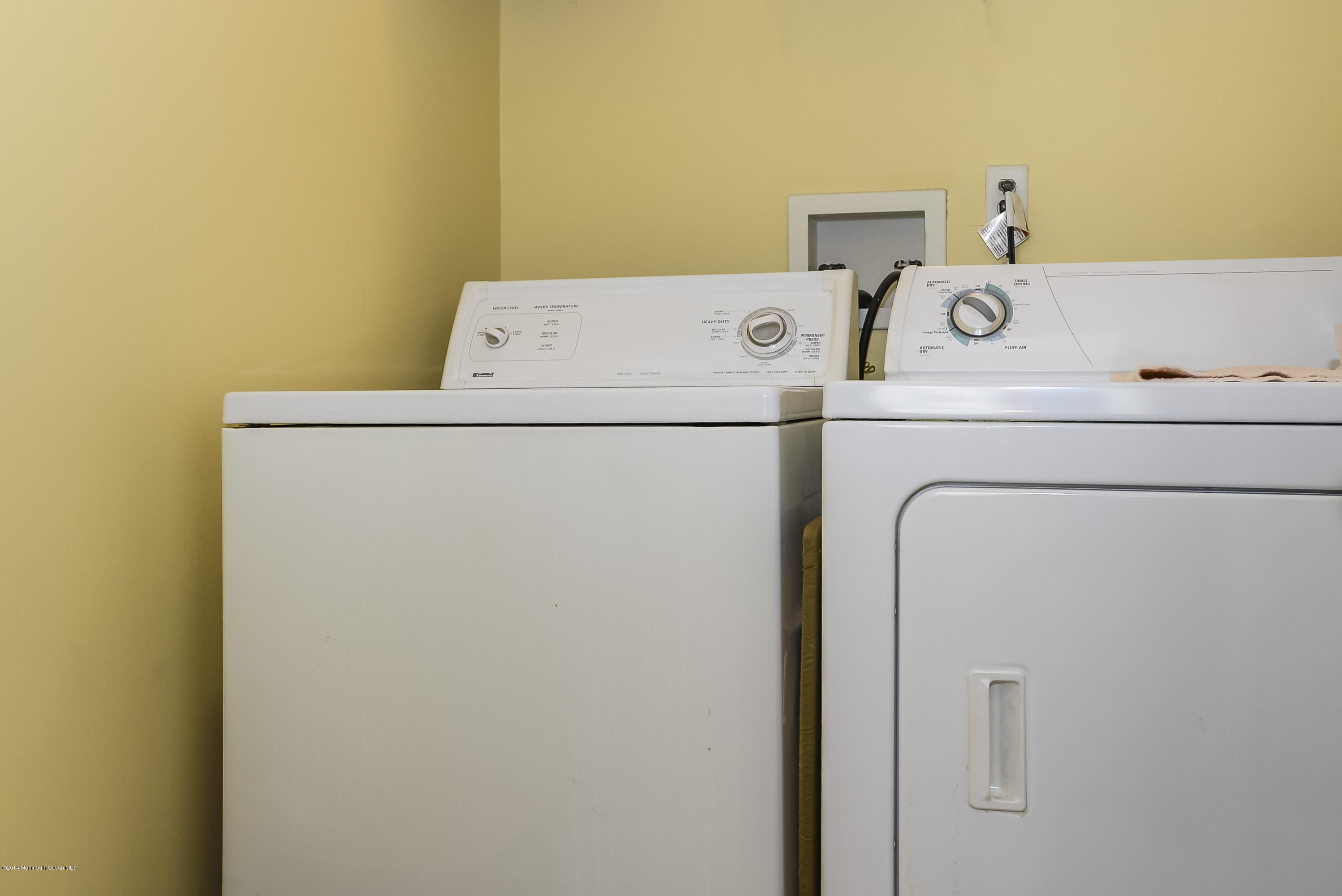 80 Wordsworth Road Brick, NJ 08724 - Photo 28 of 49 028_Laundry