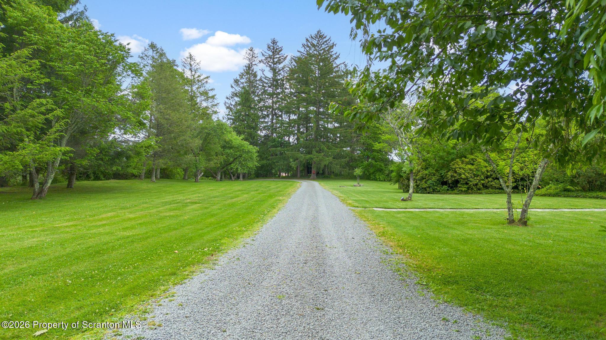 39 Golf Course Road Dallas, PA 18612 - Photo 111 of 111 DJI_0984-2