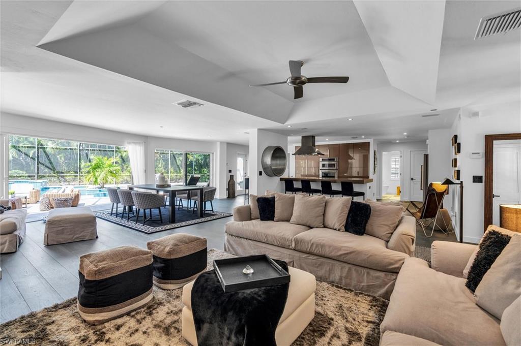 1627 Murex Lane Naples, FL 34102 - Photo 13 of 49