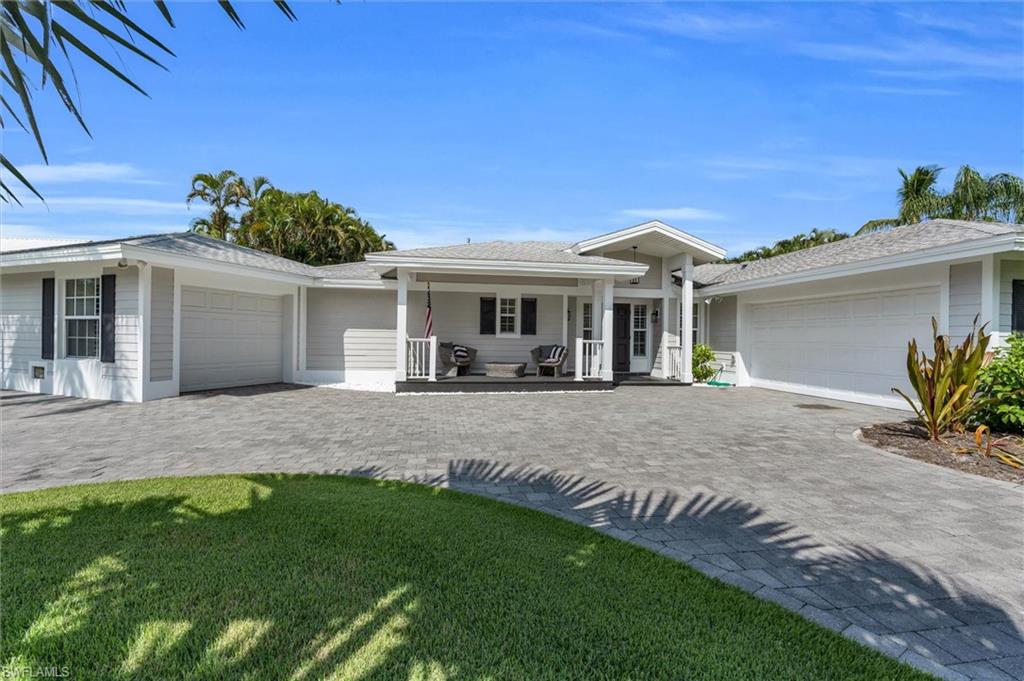 1627 Murex Lane Naples, FL 34102 - Photo 4 of 49
