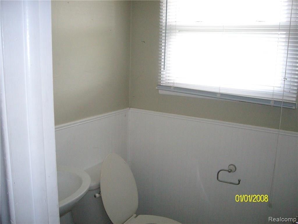 8509 Lamoreaux Road Fowlerville, MI 48836 - Photo 8 of 13 SANY1768.JPG