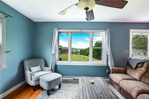 $524,900 | 27 Alan Avenue, Portsmouth, RI 02871