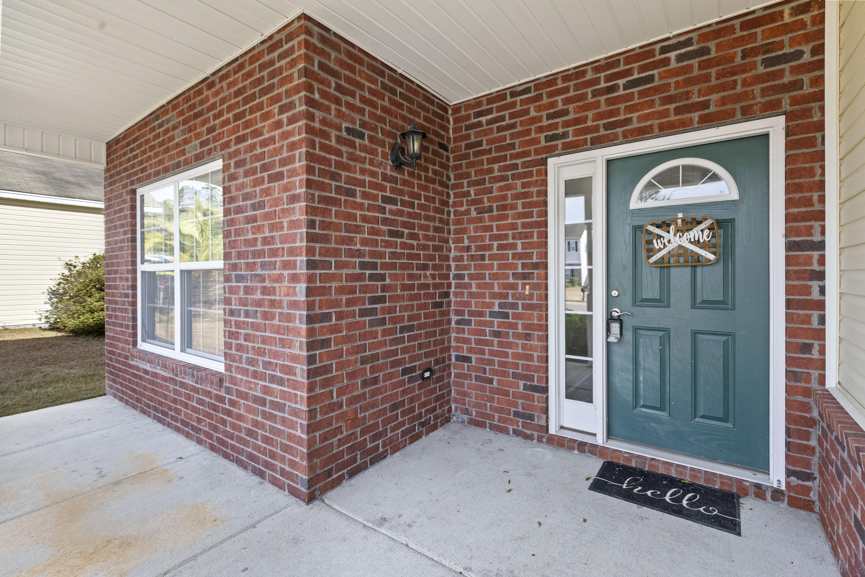 285 Westbrooke Road Summerville, SC 29486 - Photo 5 of 53 285WestbrookeRd-CasaVerdeMediaLLC5