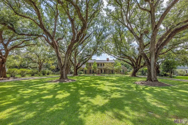 $1,200,000 | 1231 Bayou Black Drive, Houma, LA 70360
