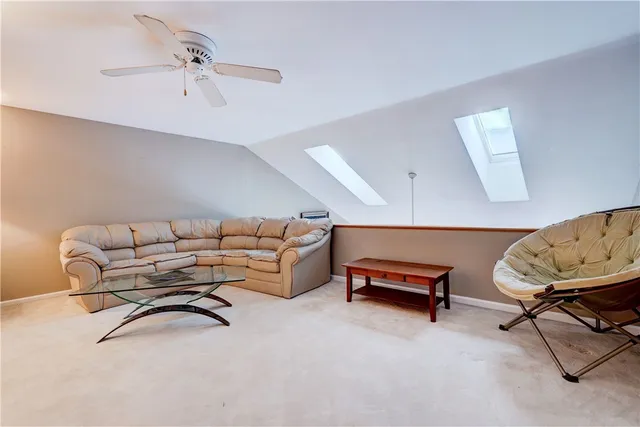 $364,900 | 10 Bay Park, Penfield, NY 14580