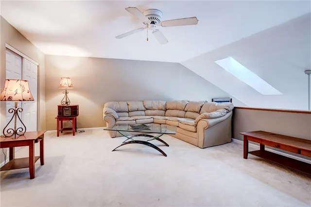 $364,900 | 10 Bay Park, Penfield, NY 14580