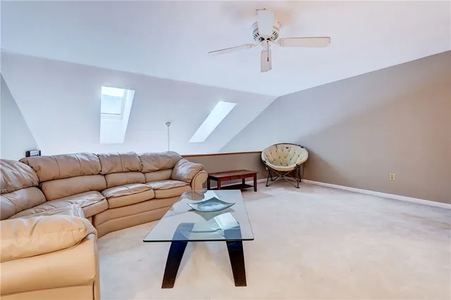 $364,900 | 10 Bay Park, Penfield, NY 14580