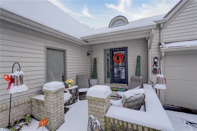 $364,900 | 10 Bay Park, Penfield, NY 14580