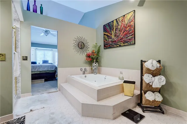 $364,900 | 10 Bay Park, Penfield, NY 14580