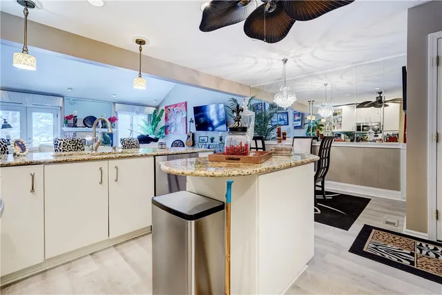 $364,900 | 10 Bay Park, Penfield, NY 14580