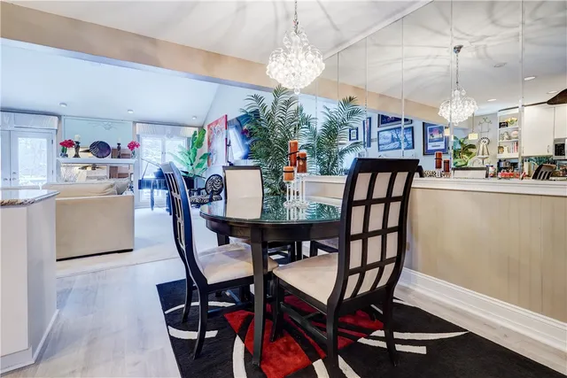 $364,900 | 10 Bay Park, Penfield, NY 14580