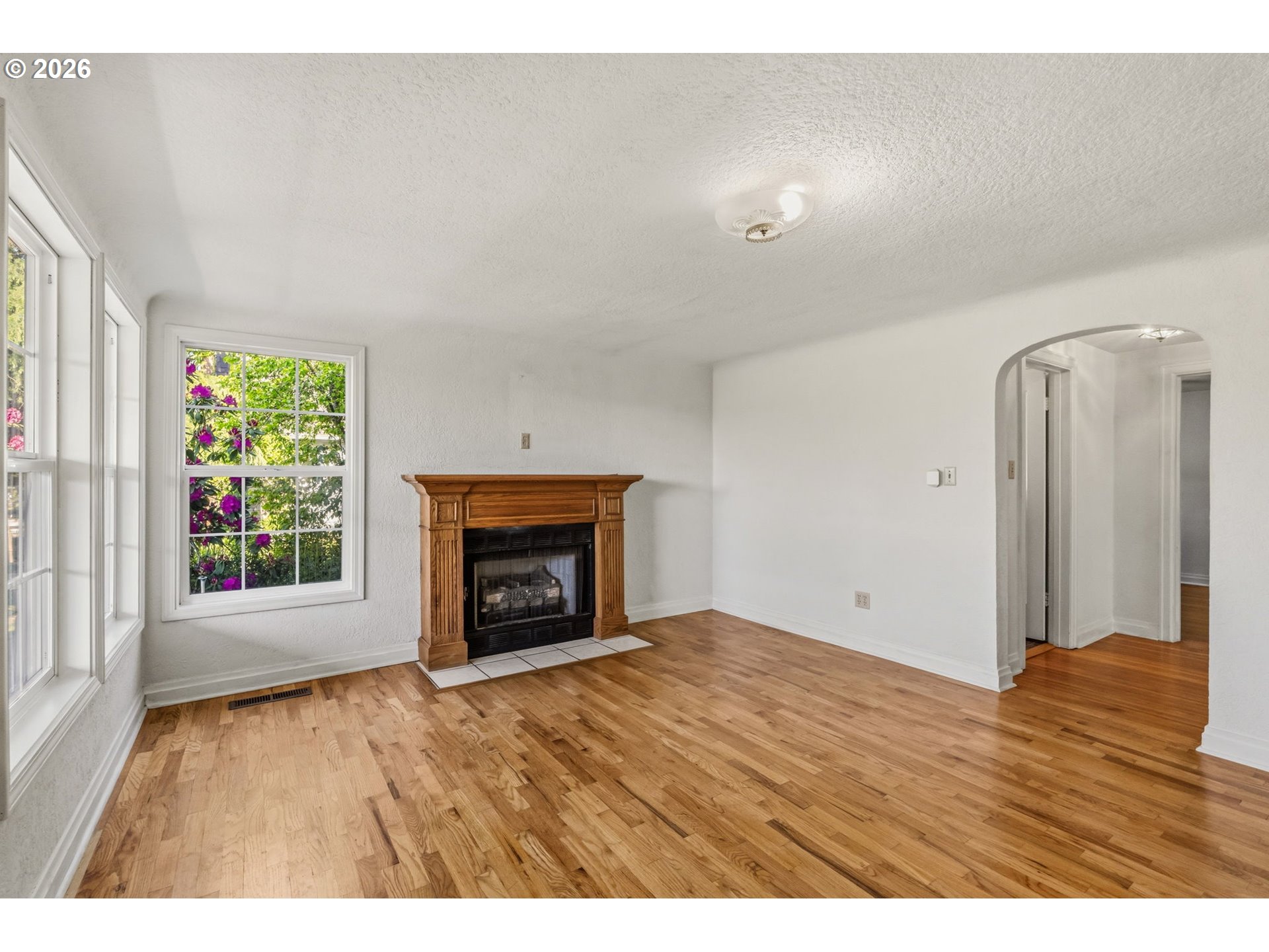 512 West D Street Springfield, OR 97477 - Photo 9 of 42