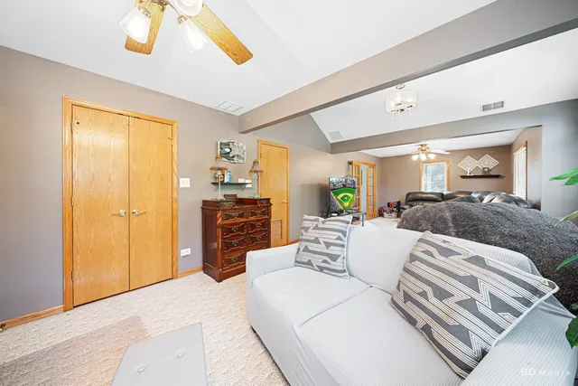 $329,900 | 23715 South Ashland Avenue, Crete, IL 60417