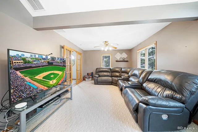 $329,900 | 23715 South Ashland Avenue, Crete, IL 60417