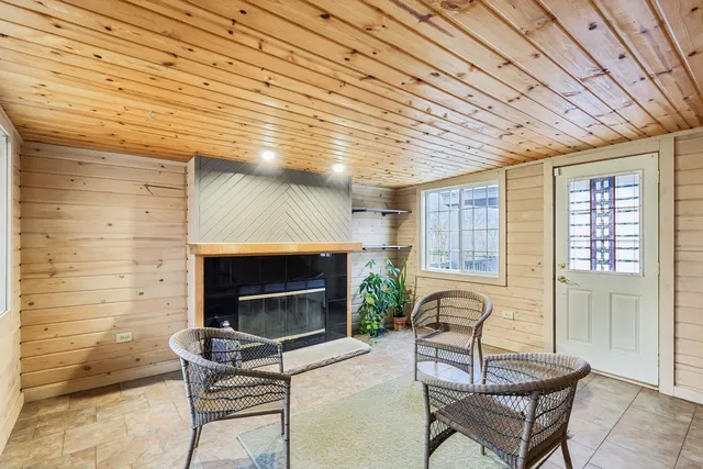 $324,900 | 23715 South Ashland Avenue, Crete, IL 60417