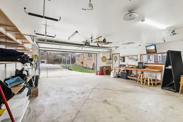 $324,900 | 23715 South Ashland Avenue, Crete, IL 60417