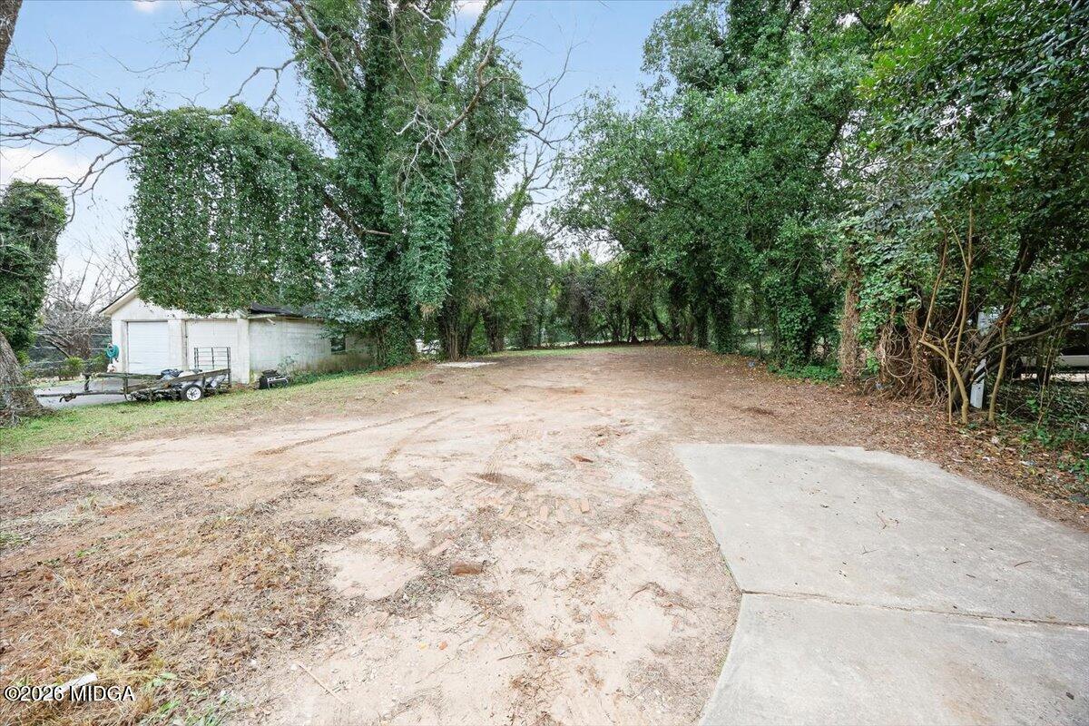 1049 Boulevard Macon, GA 31211 - Photo 21 of 22 20-5W7A0001