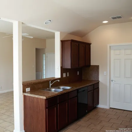 $1,550 | 3917 Wensledale Drive, Schertz, TX 78108