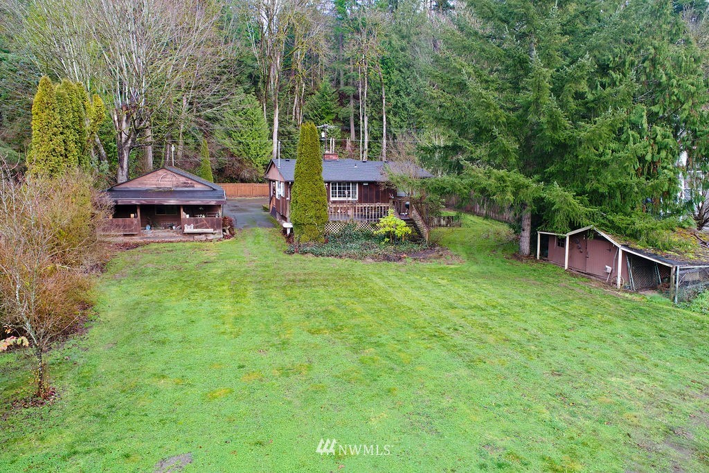 17447 Southeast Jones Road Renton, WA 98058 - Photo 3 of 34