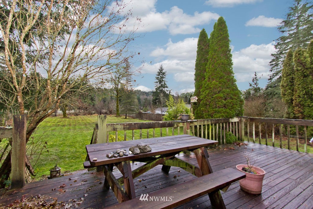 17447 Southeast Jones Road Renton, WA 98058 - Photo 21 of 34