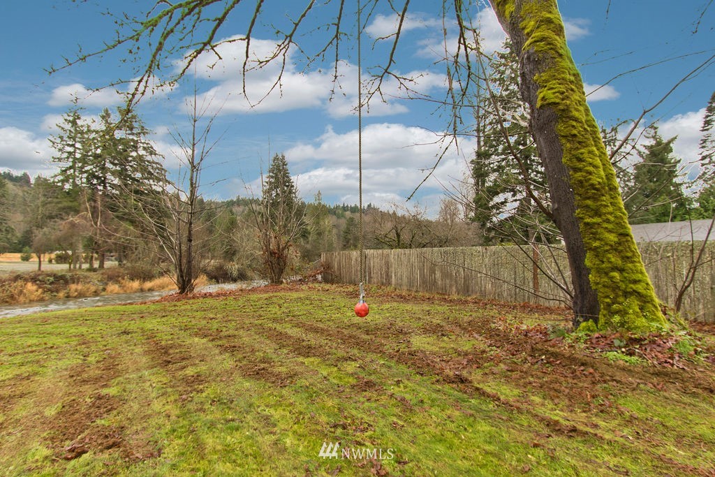 17447 Southeast Jones Road Renton, WA 98058 - Photo 27 of 34