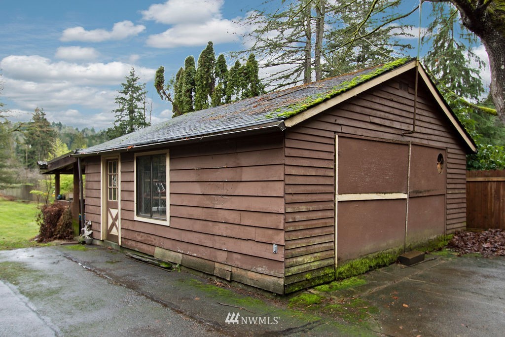 17447 Southeast Jones Road Renton, WA 98058 - Photo 29 of 34