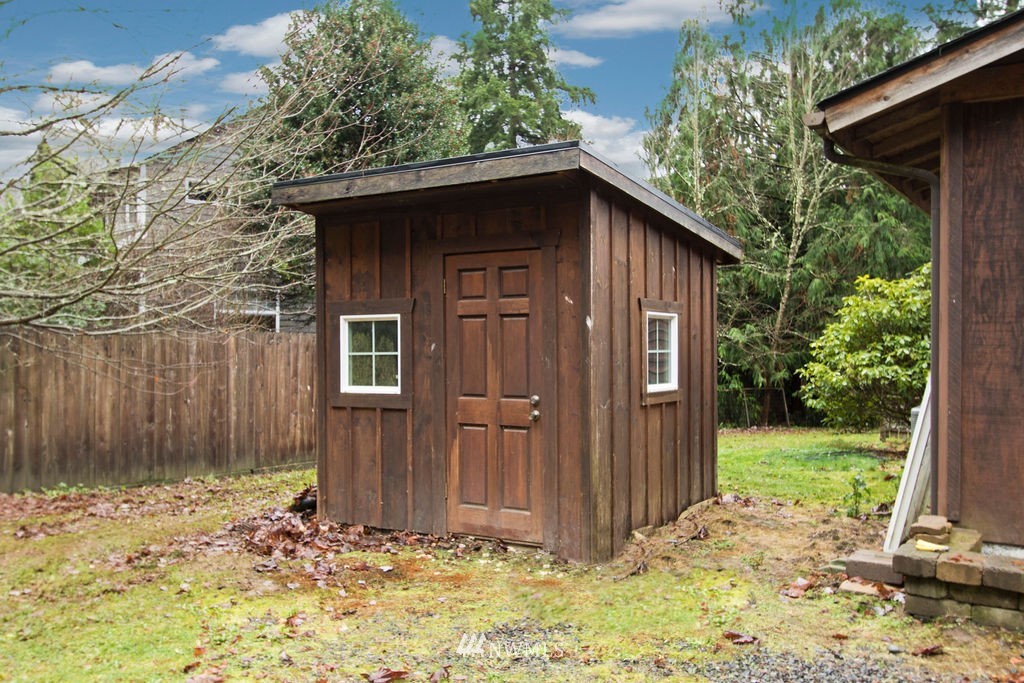 17447 Southeast Jones Road Renton, WA 98058 - Photo 33 of 34