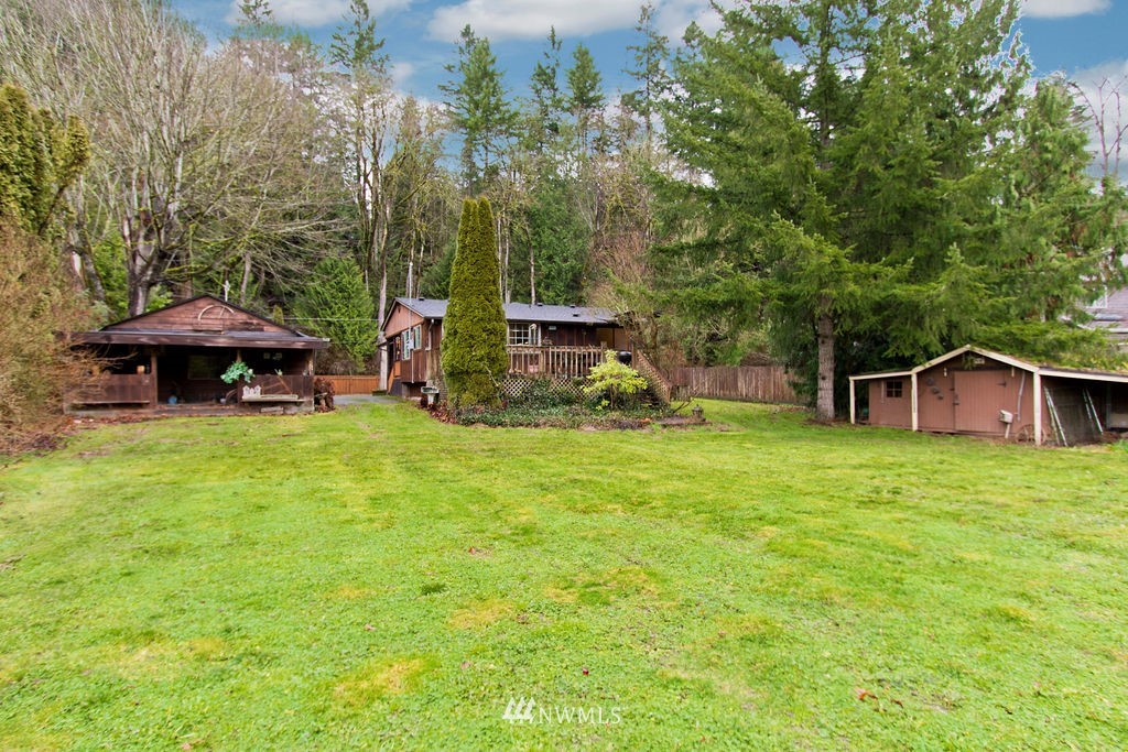 17447 Southeast Jones Road Renton, WA 98058 - Photo 6 of 34
