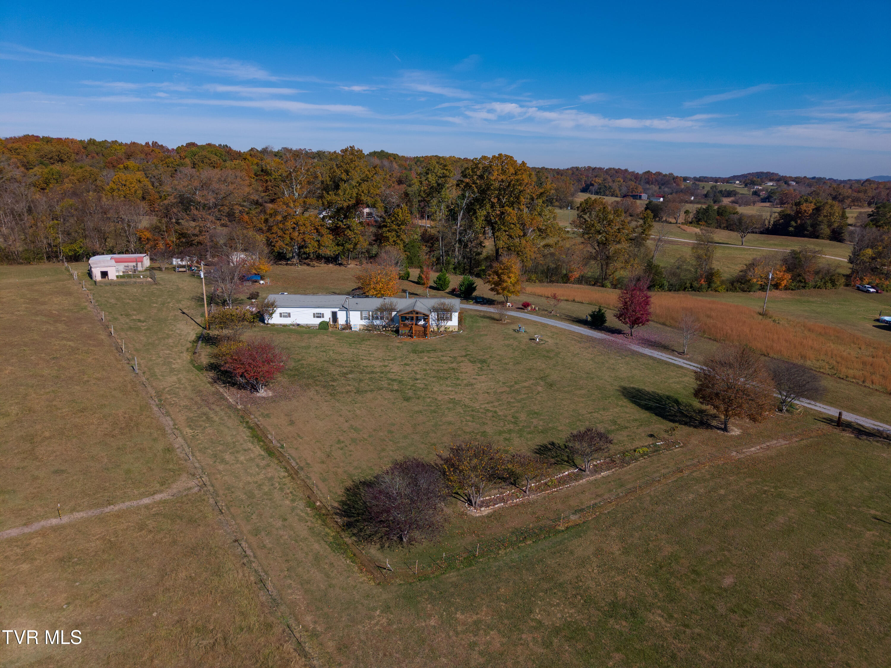 3578 Baker Springs Road White Pine, TN 37890 - Photo 3 of 30 3578BakerSprings-8
