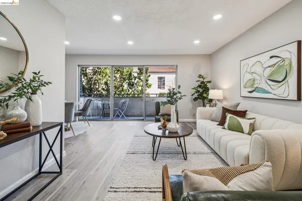 $679,000 | 2614 Warring Street, Unit 6A, Berkeley, CA 94704
