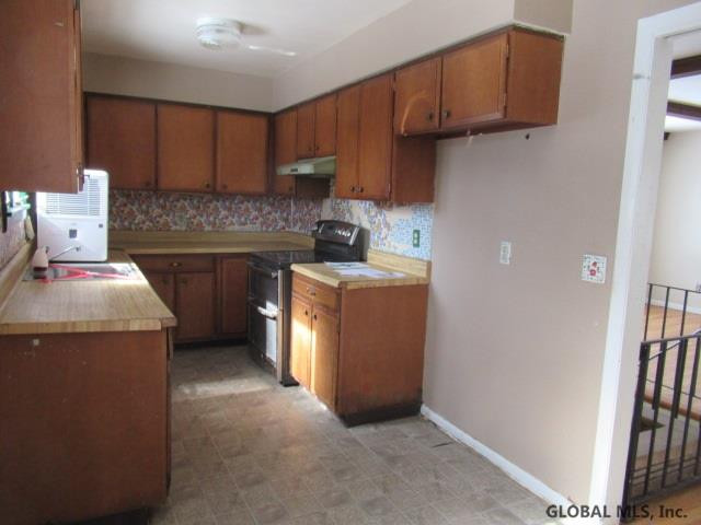 8 Salem Road Bethlehem, NY 12054 - Photo 19 of 23 Photo 27