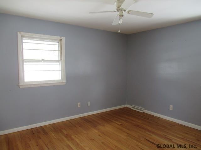 8 Salem Road Bethlehem, NY 12054 - Photo 8 of 23 Photo 9