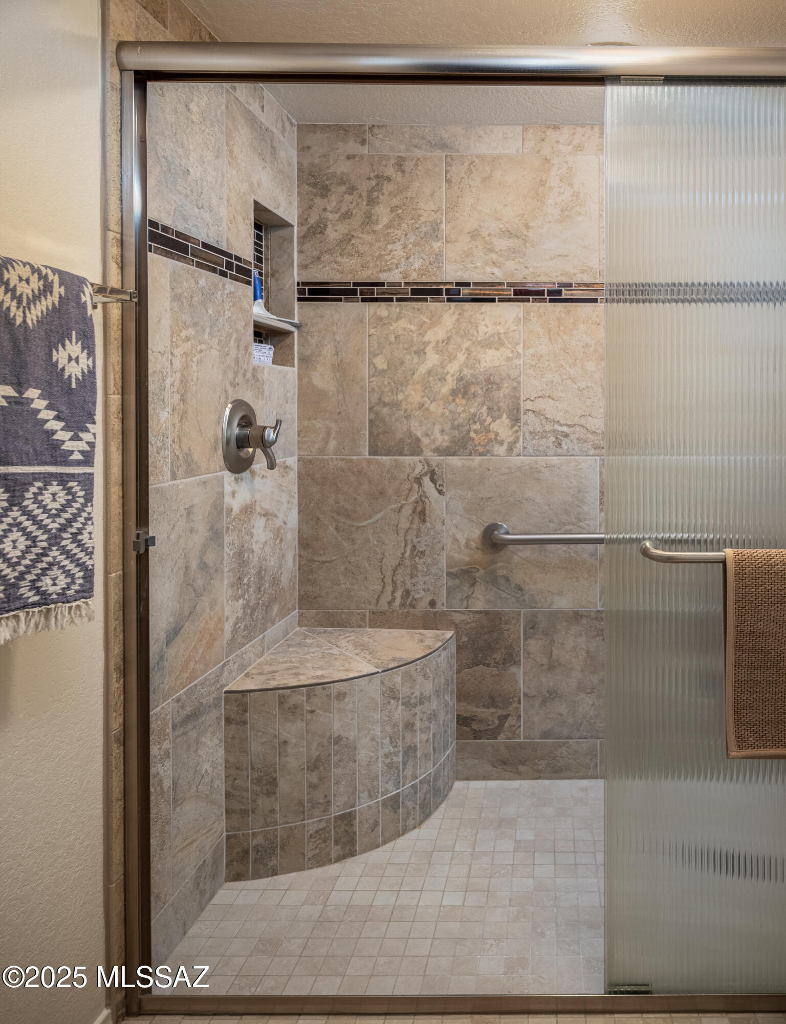 8665 North Coral Ridge Loop Tucson, AZ 85704 - Photo 18 of 38