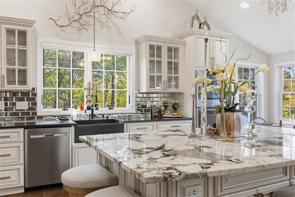 347 McCoy Place Road Sewickley, PA 15143 - Photo 22 of 43