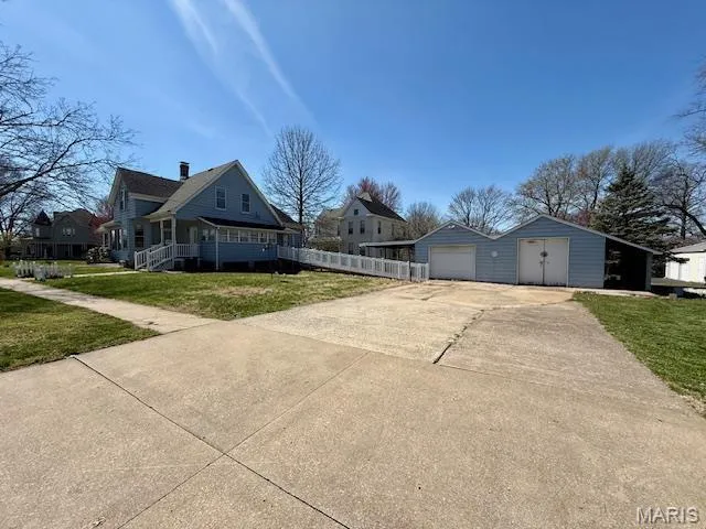$160,000 | 201 West Barr Avenue, Jerseyville, IL 62052