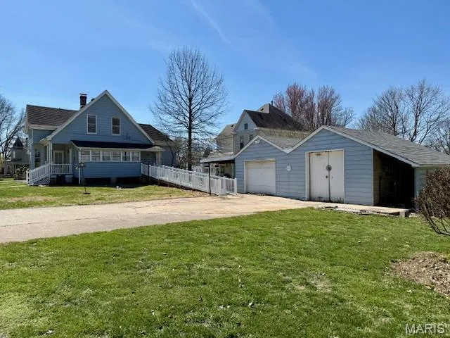 $160,000 | 201 West Barr Avenue, Jerseyville, IL 62052