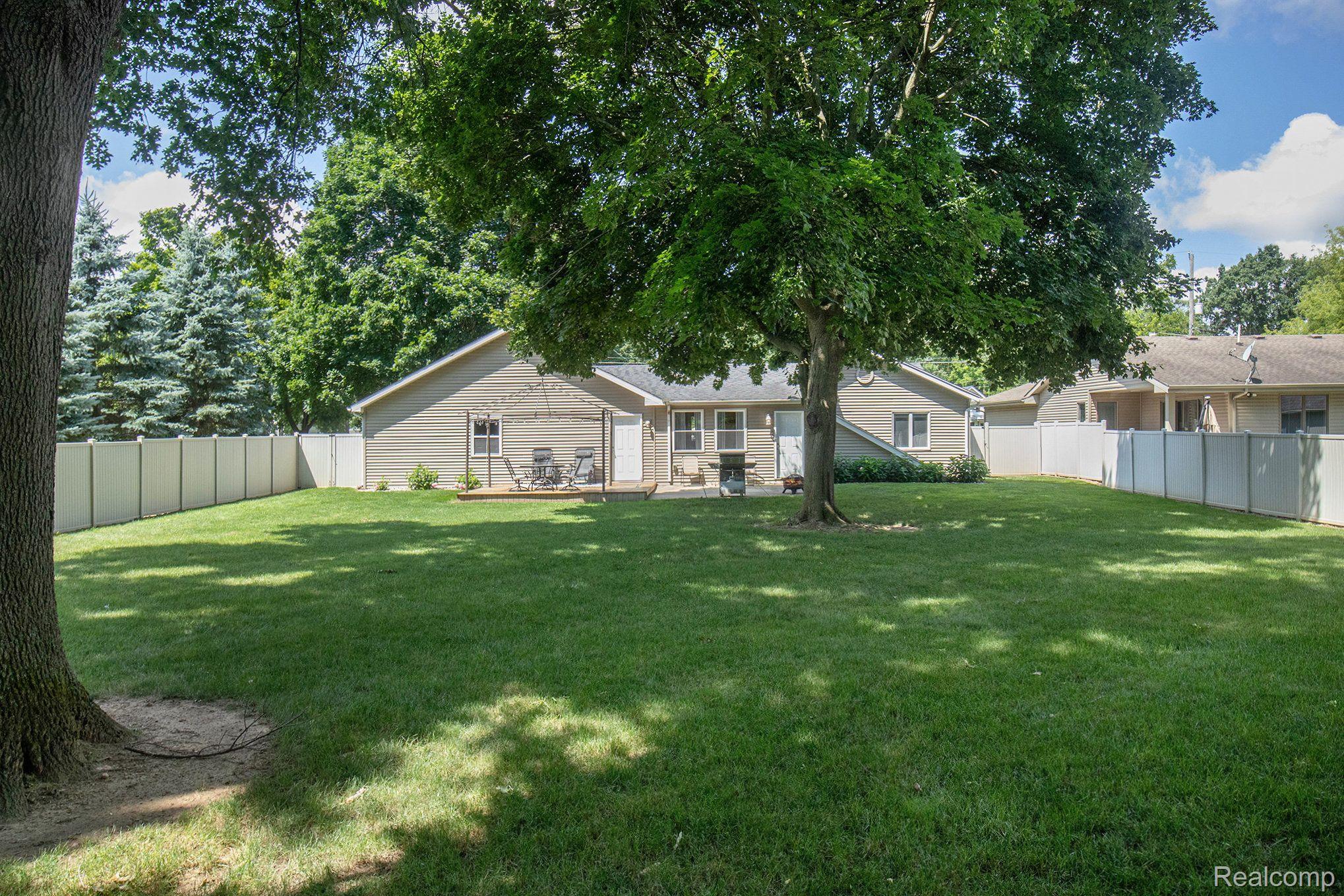 450 Deland Road Flushing, MI 48433 - Photo 15 of 22 Gallery Image 15