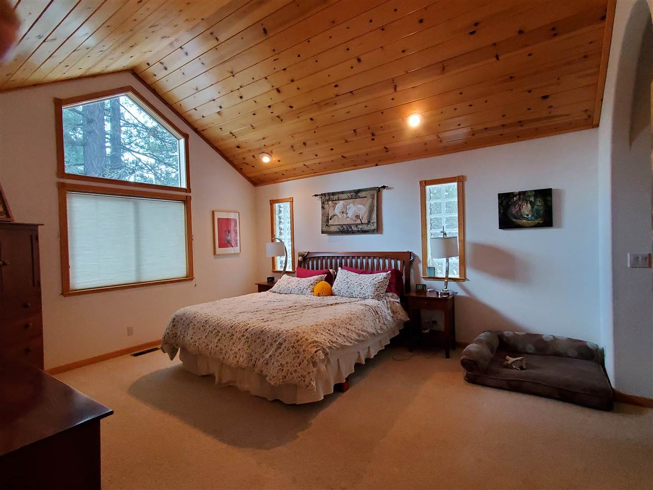 11075 Sitzmark Way Truckee, CA 96161 - Photo 6 of 7