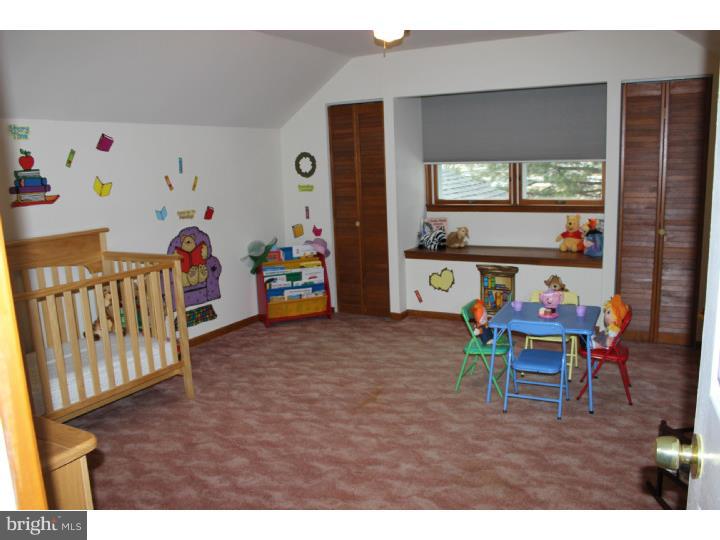 1249 Orchid Road Warminster, PA 18974 - Photo 19 of 25 Gallery Image 19