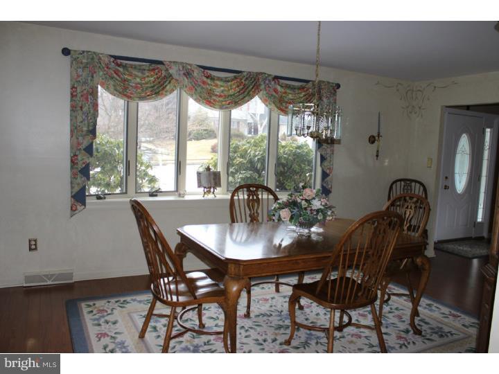 1249 Orchid Road Warminster, PA 18974 - Photo 10 of 25 Gallery Image 10