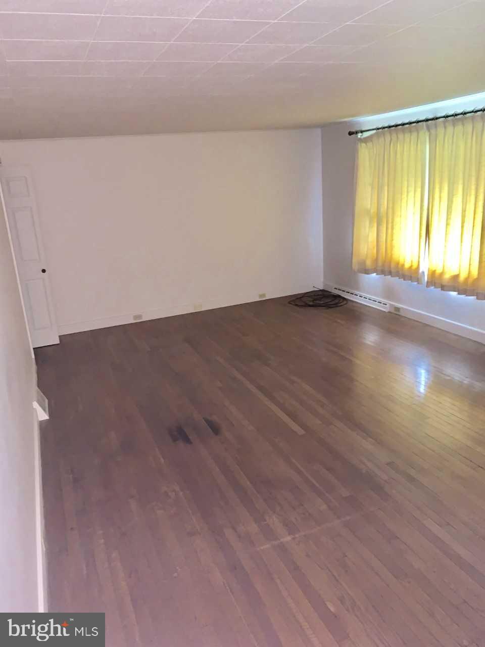 1001 Roberts Valley Road Harrisburg, PA 17110 - Photo 8 of 10 Gallery Image 8