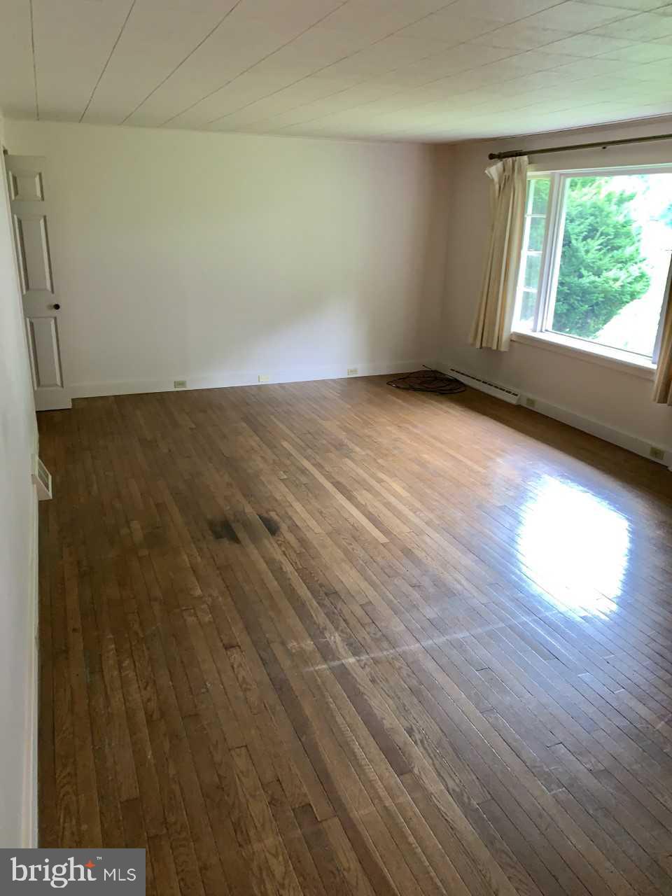 1001 Roberts Valley Road Harrisburg, PA 17110 - Photo 9 of 10 Gallery Image 9