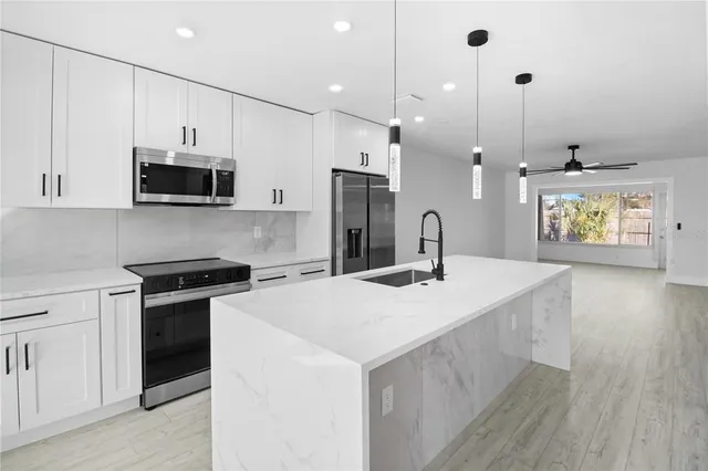 $275,000 | 7200 Ulmerton Road, Unit C3, Largo, FL 33771