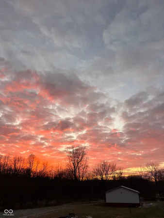 $525,000 | 505 South Co Road 350 East, Connersville, IN 47331