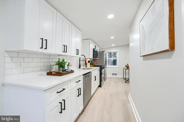 $298,900 | 2 Sidewell Court, Baltimore, MD 21221