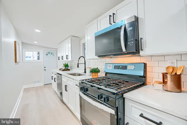 $298,900 | 2 Sidewell Court, Baltimore, MD 21221