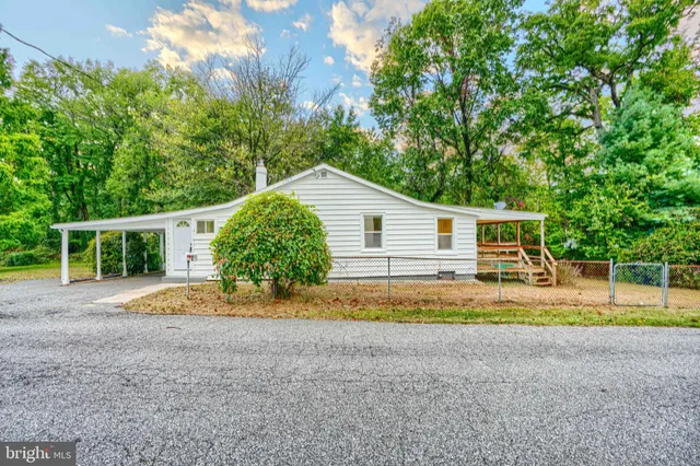 $298,900 | 2 Sidewell Court, Baltimore, MD 21221