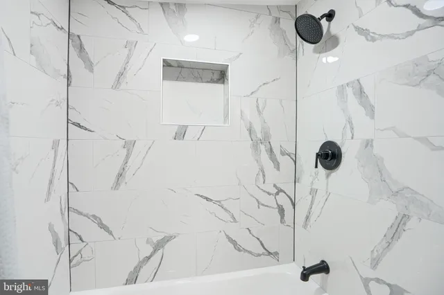 $298,900 | 2 Sidewell Court, Baltimore, MD 21221